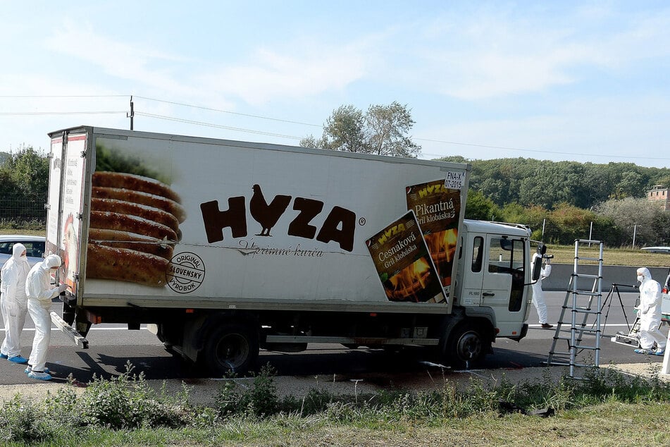 Heute vor 11 Jahren: 71 Menschen wurden tot in einem Lkw entdeckt