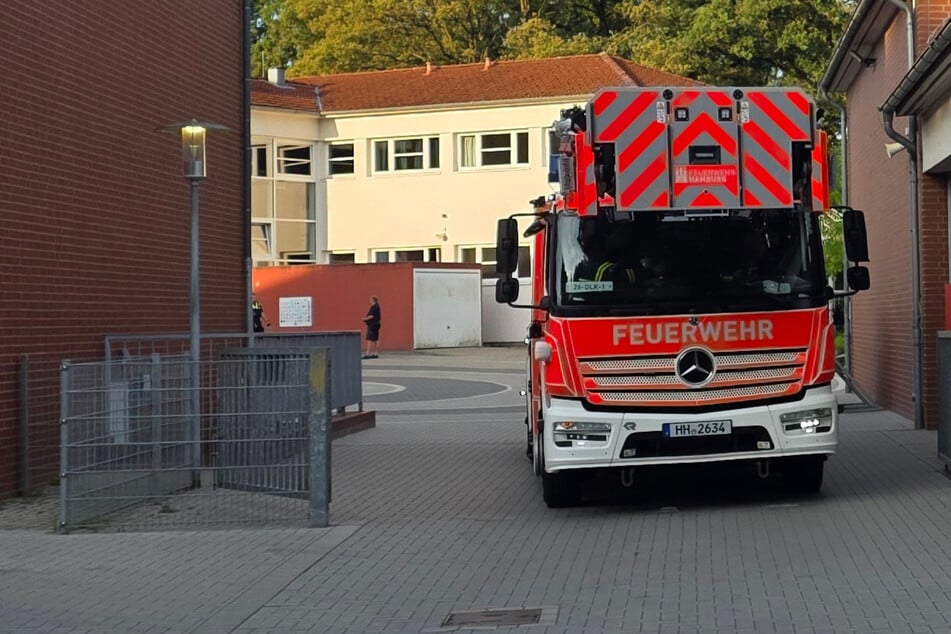 Hamburg: Brand im Klassenzimmer: Täter brechen in Schule ein und legen Feuer