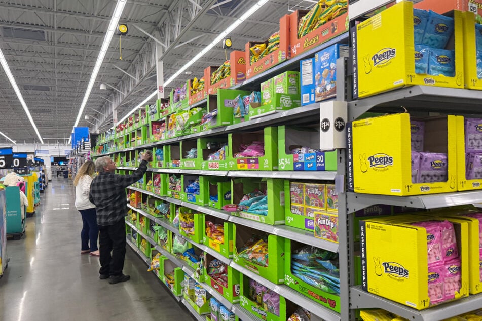 Smart Shoppers Are Already Filling Their Carts at Walmart on Saturday, March 14