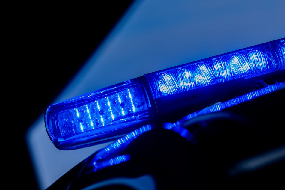 Die Polizei musste einen Streit mehrerer Schüler in der Haldensleber Innenstadt beenden. (Symbolbild)