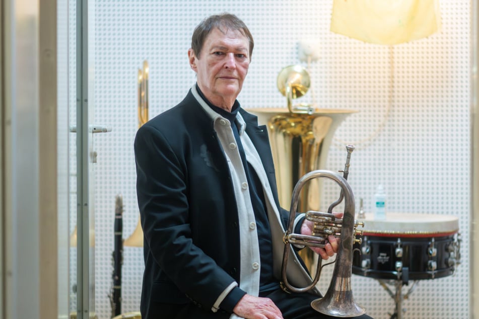 Haindling-Sänger Hans-Jürgen Buchner (81) muss wegen Krankheit mehrere Konzerte mit seiner Band absagen.