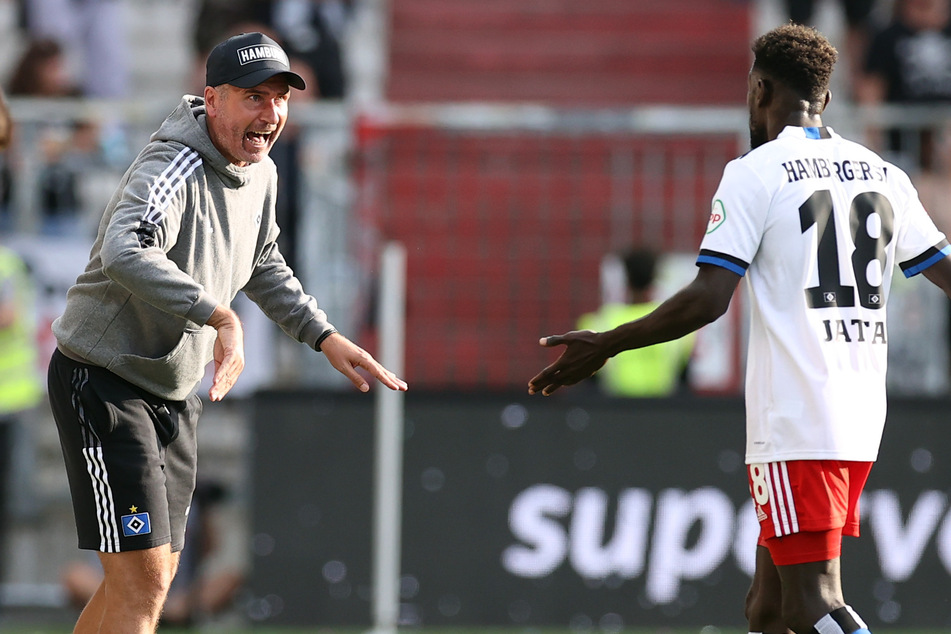 HSV-Flügelflitzer Bakery Jatta (23, r.) verfügt als Einziger im Kader der Rothosen über Nordderby-Erfahrung. Für Walter ist das jedoch kein Problem.