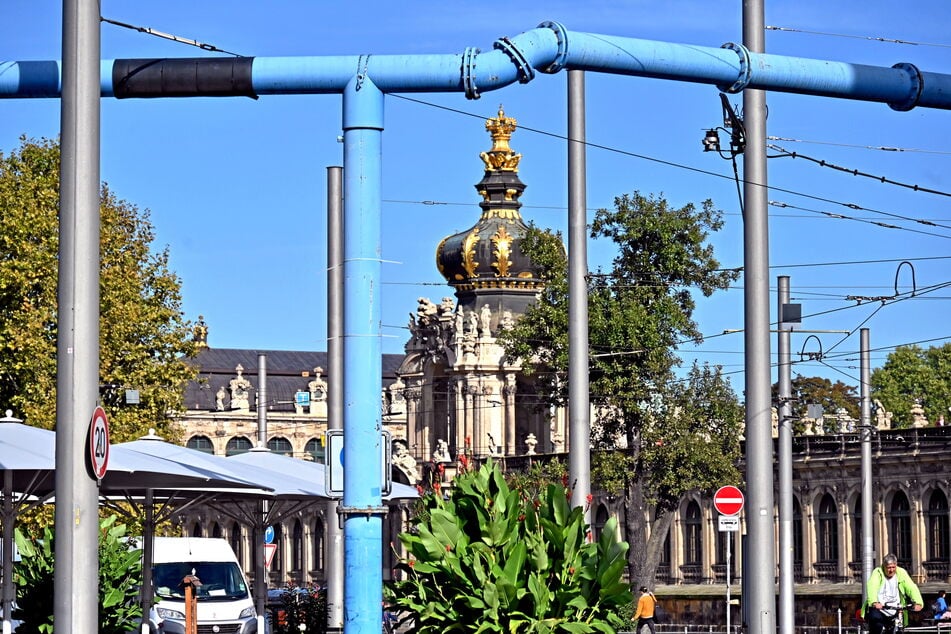 Auch nahe des Zwingers sind die Rohre zu sehen.