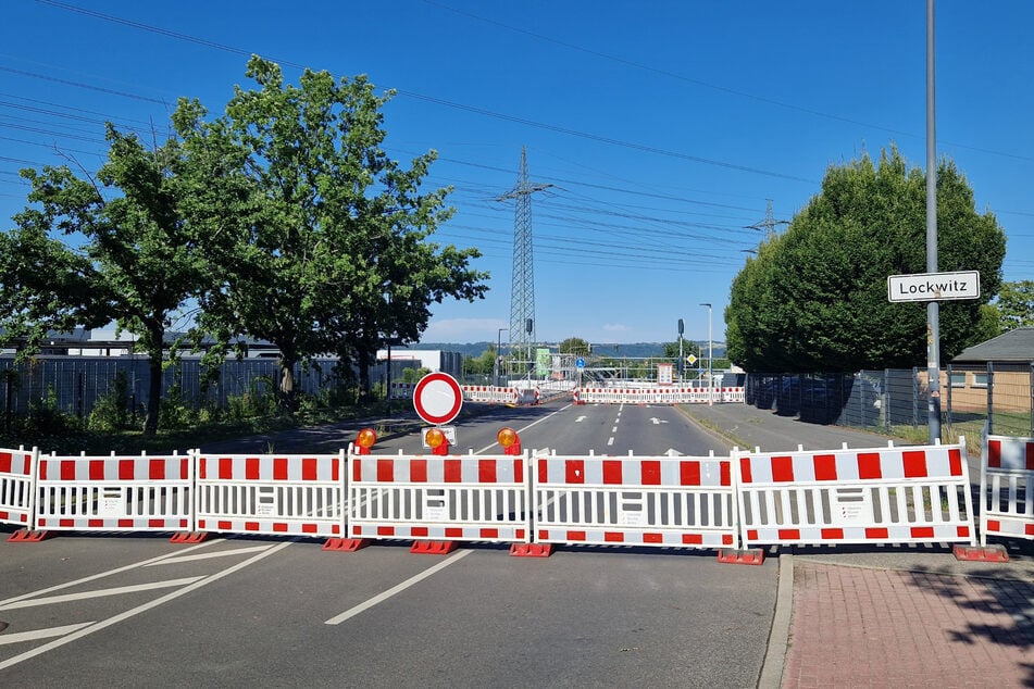 Der Abschnitt der Michaelisstraße zwischen dem Nickerner Weg und kurz hinter der Straße Am Galgenberg ist für den Autoverkehr vollständig gesperrt.