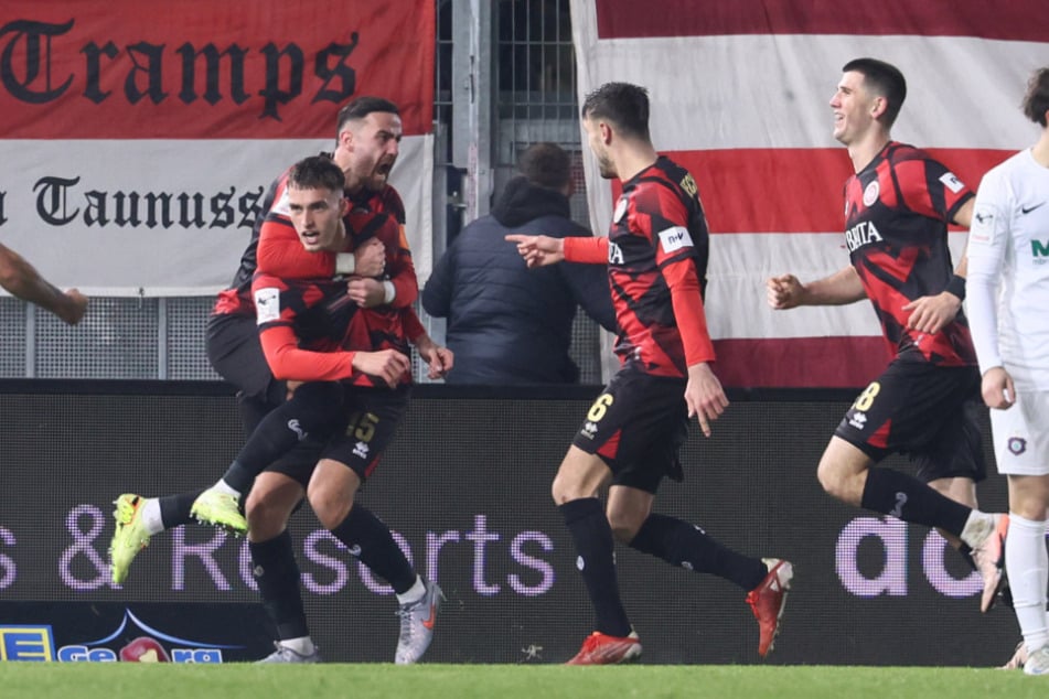 In der 53. Minute erzielte Wiesbaden Wehen den Ausgleich und erkämpfte sich am Ende den Sieg.