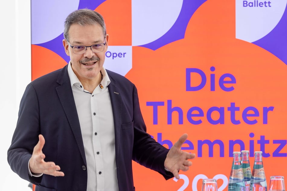 Theater-Generalintendant Christoph Dittrich (59) steht offenbar nicht mehr uneingeschränkt zum alten Schauspielhaus.