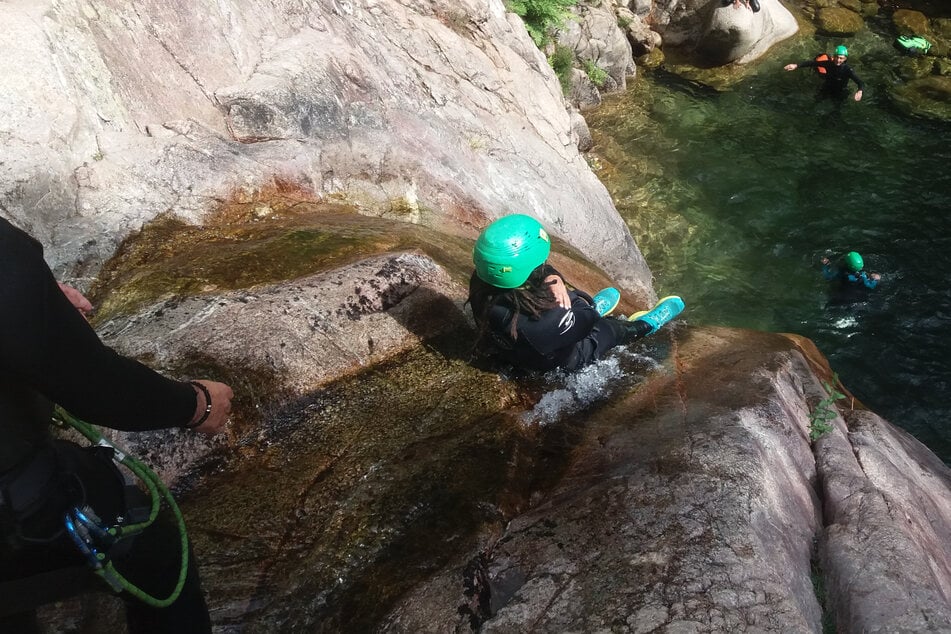 Junge Frau nach Canyoning-Tour querschnittgelähmt: Jetzt fordert sie 650.000 Euro