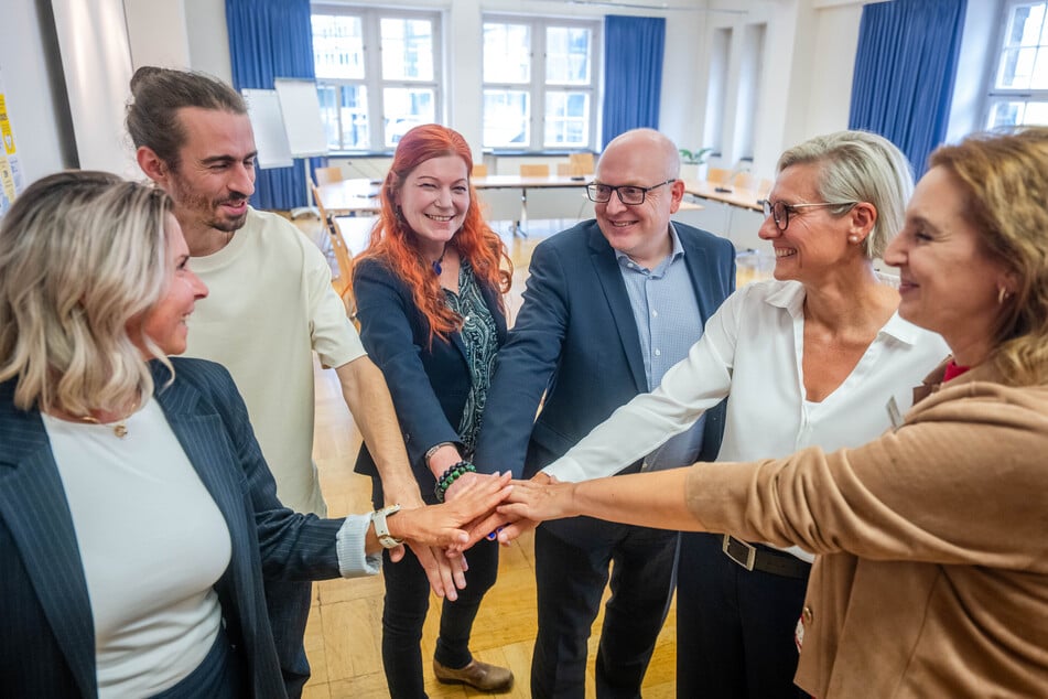 In Kooperation mit IHK, HWK und dem Industrieverein Sachsen soll ein "Wirtschafts-Hub" beim "Kosmos" junge Menschen für Chemnitz und seine Unternehmen begeistern.