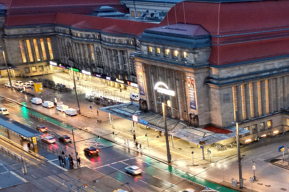 Leipzig: Wird Leipzigs Hauptbahnhof-Empfangshalle für Hunderte Millionen Euro verkauft?