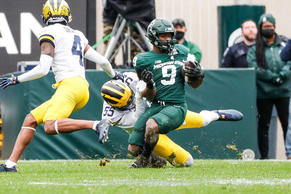 Michigan State's offense seemed to rely solely on running back Kenneth Walker III.