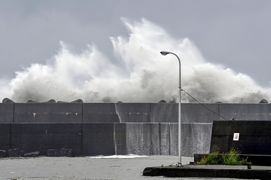 Der Taifun, der aktuell über Japan zieht, gilt als beispiellos gefährlich.