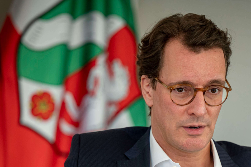 Hendrik Wüst hofft auf zügige Impfpflicht und rechnet auch 2022 mit Corona-Einschränkungen