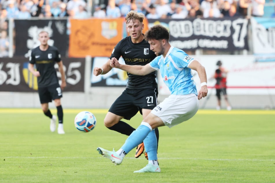 Tom Baumgart (27) verletzte sich im Spiel gegen die BSG Chemie Leipzig am rechten Sprunggelenk.