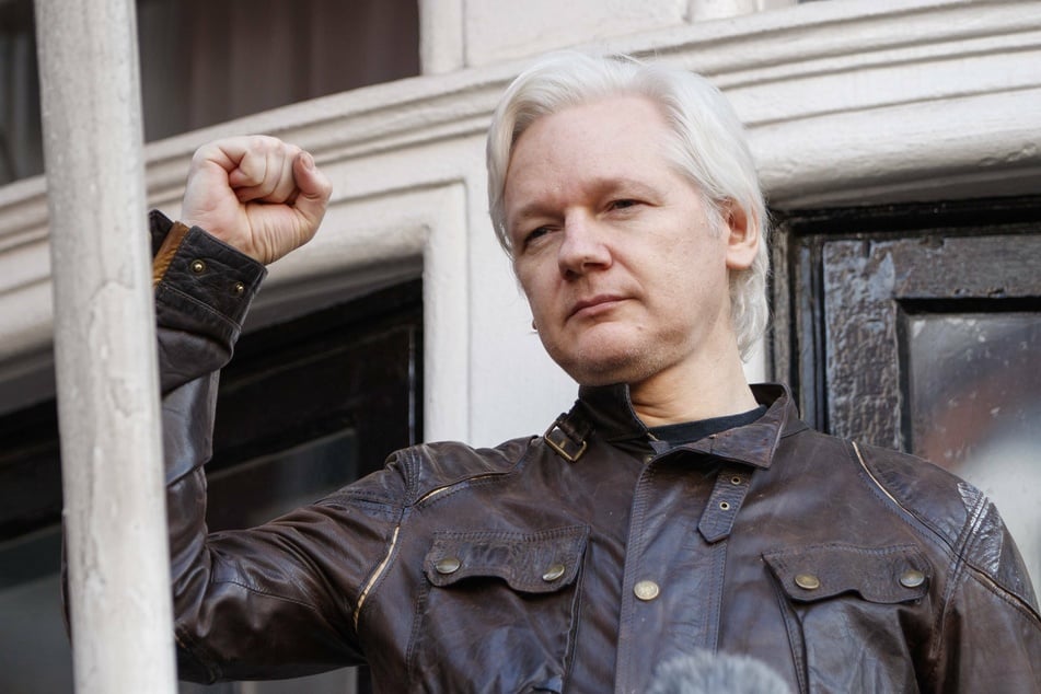 Julian Assange reportedly suffers from a respiratory condition that puts him at risk for Covid-19 (archive image).