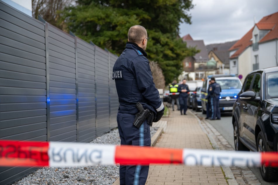 Die Polizei kümmerte sich um die Ermittlungen vor Ort.