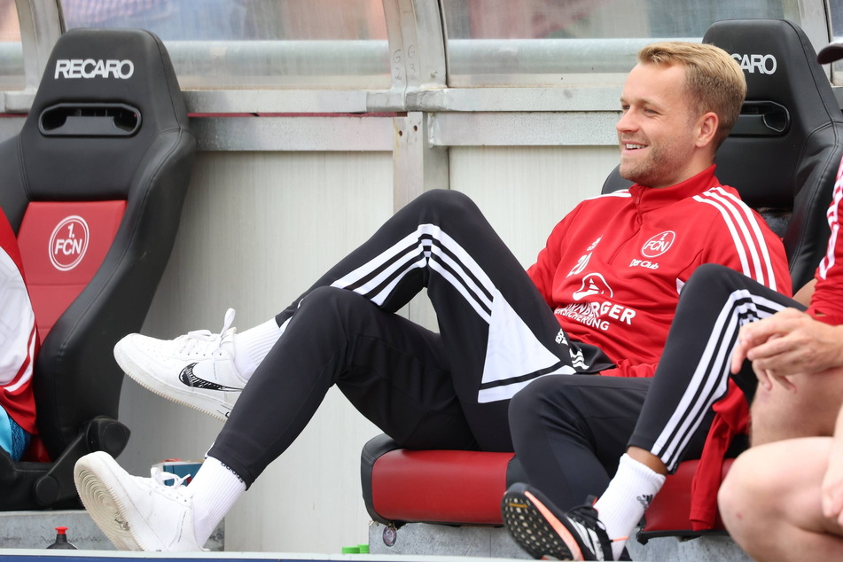 In den letzten drei Jahren spielte Pascal Köpke (27) für den 1. FC Nürnberg, absolvierte aber nur 30 Spiele, saß oft auf der Bank. Auch, weil er nach einer schweren Knieverletzung Monate ausfiel.