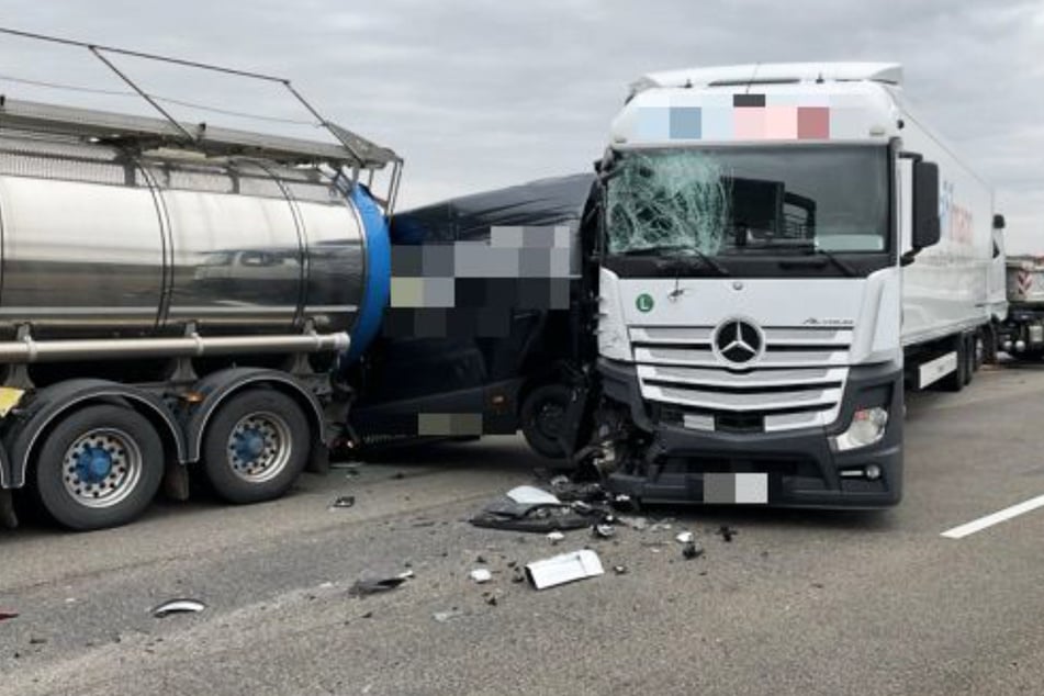 Ein Auffahrunfall mit mehreren beteiligten Lastwagen sorgte für eine Vollsperrung der A3.