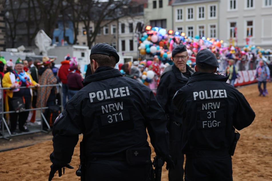 Die angespannte Sicherheitslage in Deutschland beeinflusst auch den Straßenkarneval. (Symbolbild)