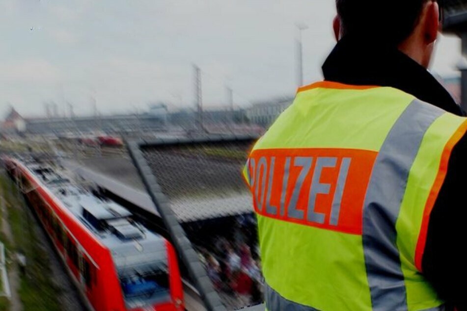 Bei einem Unfall im Bereich der Bahngleise im Bezirk Berg am Laim in München ist ein 29-Jähriger tödlich verletzt worden. (Symbolbild)