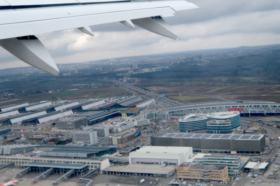 Reisende aus dem Ausland sollen noch zurückgeholt werden.