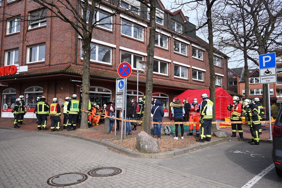 Die Feuerwehr am Einsatzort.