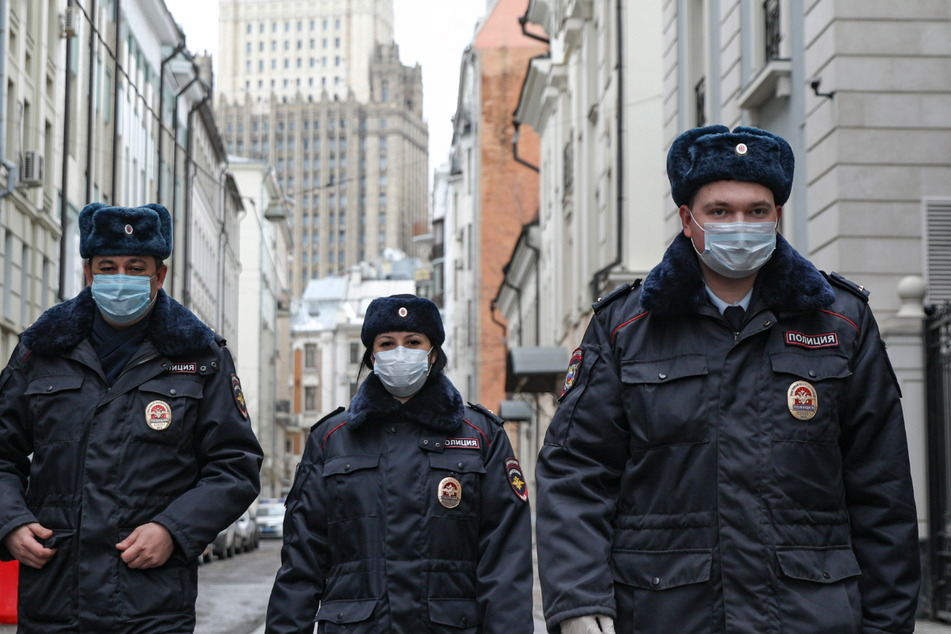 Russische Polizisten mussten einen vermeintlichen Attentäter mit Waffengewalt ausschalten. (Symbolbild)