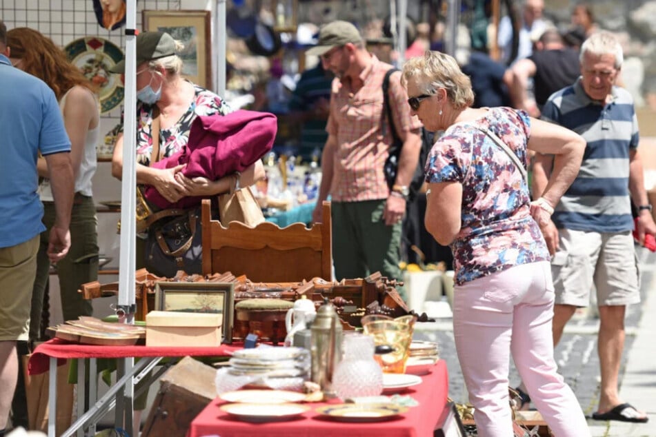 Auf dem Chemnitzer Markt findet wieder der Trödelmarkt statt. (Symbolfoto)