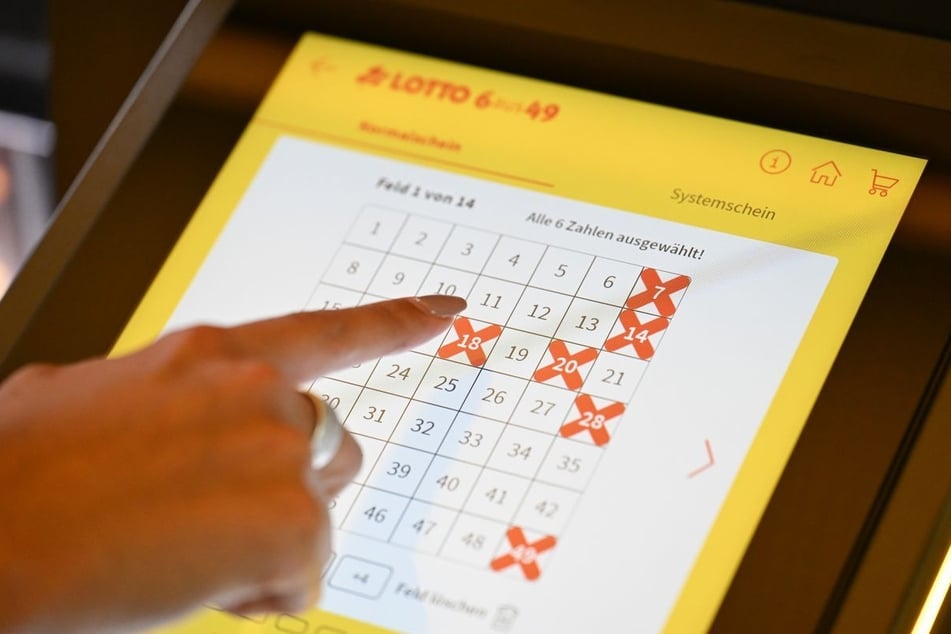 Eine Frau aus dem Südwesten kann sich über einen Gewinn von über zwei Millionen Euro freuen. (Symbolfoto)