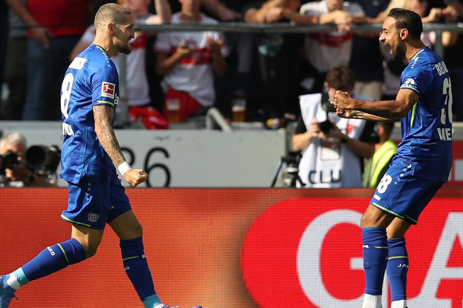 Frühe Führung! B04-Profi Robert Andrich (l.) bejubelt mit seinem Kollegen Karim Bellarabi (r.) seinen Treffer zum 1:0.