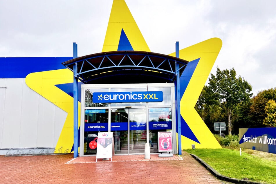 EURONICS XXL Westerstede auf der Langebrügger Straße 12.