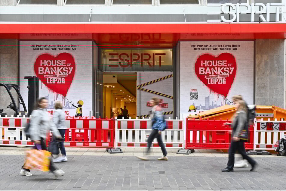 Die Pop-up-Ausstellung "House of Banksy Leipzig – An Unauthorized Exhibition" zieht in die Grimmaische Straße 10 ein.