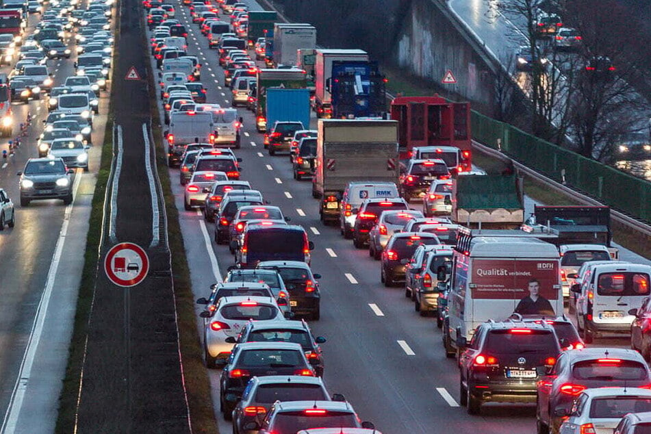 Aktuelle Unfall A66 News: Stau ist auf dieser Autobahn keine Seltenheit.