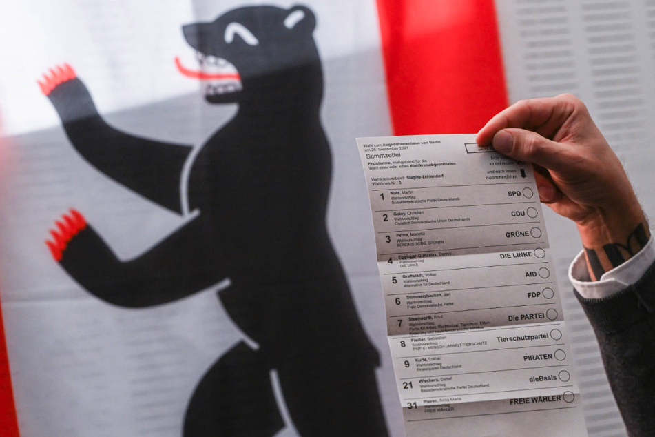 Per Briefwahl können Berlinerinnen und Berliner bereits ihr Stimme zur Neuwahl im Februar abgeben.