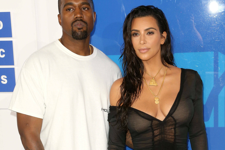 Kim Kardashian (r) filed for divorce from Ye earlier this year. Two weeks ago, the reality star filed a follow-up to become legally single amid her split from her estranged spouse.