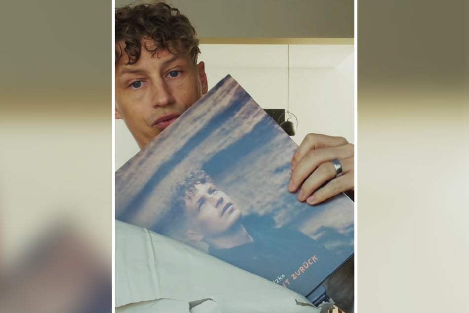 Auf Instagram zeigt Sänger Tim Bendzko (40) stolz sein neues Album.