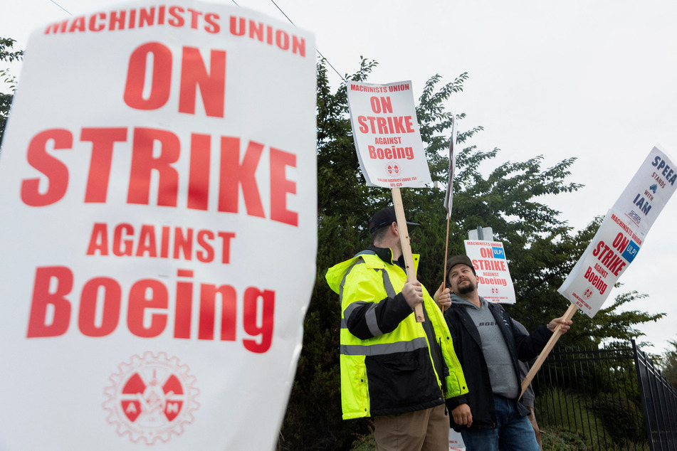 Boeing and striking workers to resume negotiations "next week"