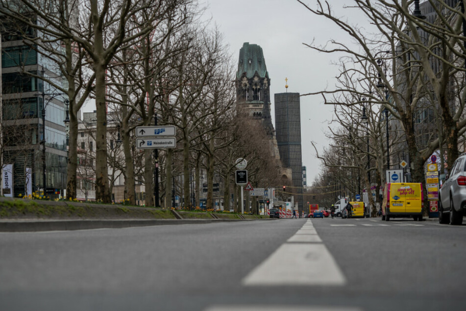 So leer ist der Berliner Ku'damm gegen 10 Uhr morgens eigentlich nie.
