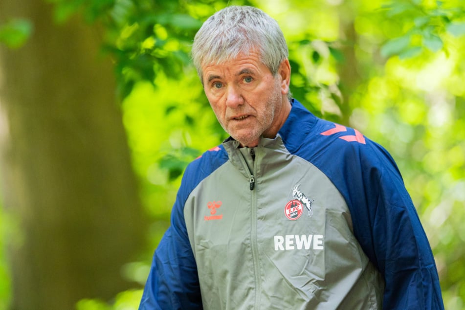 Friedhelm Funkel hat sich durch zwei Siege und den damit verbundenen Wiederaufstieg in die Bundesliga einen frischen Platz in den Geschichtsbüchern gesichert.