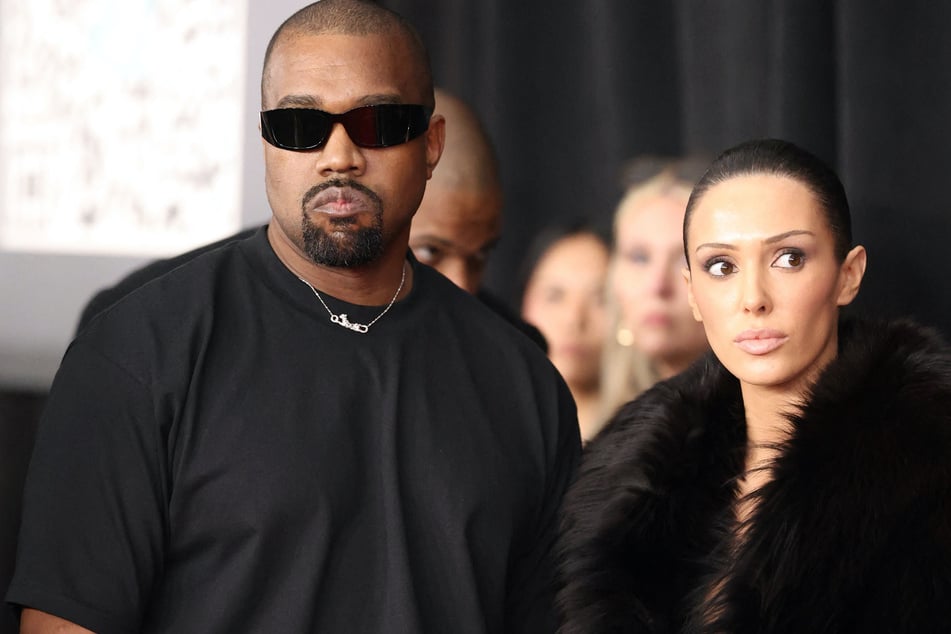 Kanye West and Bianca Censori (r.) got steamy in rare footage of the spouses.