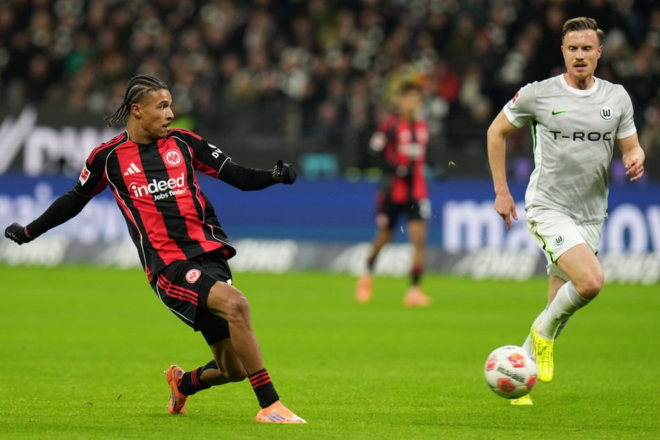 Jean-Mattéo Bahoya (l.) war für den verletzten Jonny Burkardt in die Startelf gerückt, dafür ging Ansgar Knauff in die Spitze.