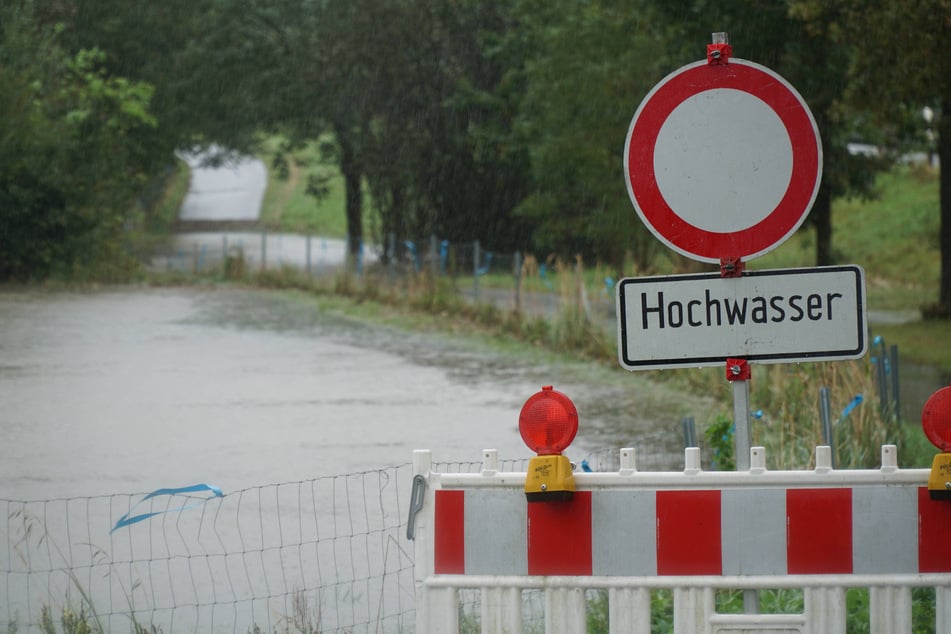 Am 15. September 2024 war die Lausitzer Neiße voll. Damit auch künftig die Voraussagen stimmen, gibt es jetzt neue Hochwassergefahrenkarten für das Gewässer.