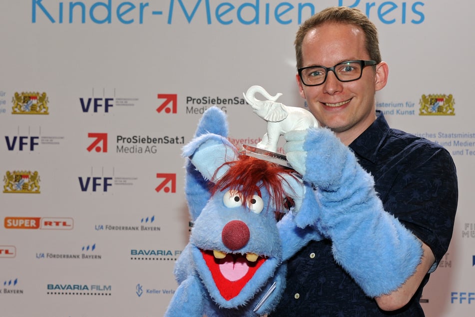 Martin Reinl (46) ist bekannter Puppenspieler und verkörpert unter anderem viele Figuren in der Sesamstraße.