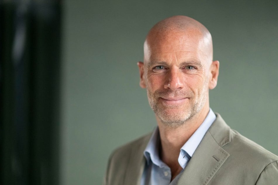Constantin Gall, Mitarbeiter der EY GmbH &amp; Co. KG Wirtschaftsprüfungsgesellschaft und Mobilitätsfachmann, schätzt die aktuelle Situation kritisch ein.