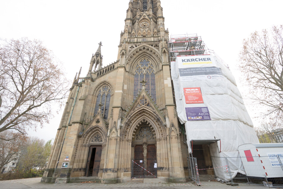 Ein 37-Jähriger hatte am Wochenende in der Johanneskirche mehrere Fenster, Teile der Inneneinrichtung und die Orgel beschädigt.