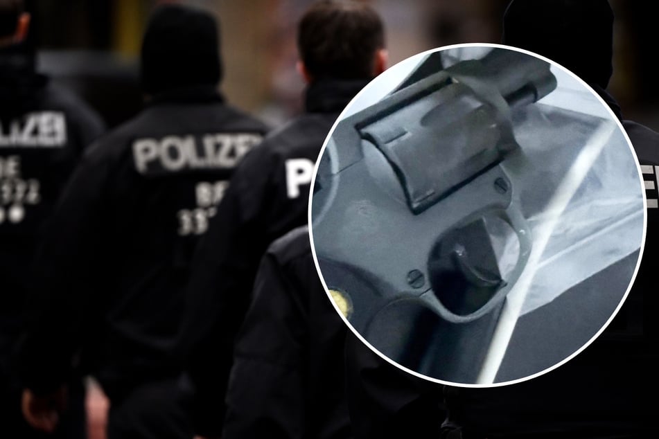 Berlin: Razzien in Berlin: Polizei findet scharfe Waffen, Munition und Drogen
