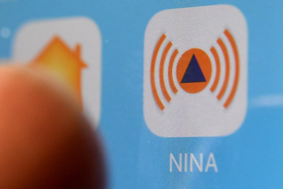 Die Warn-App Nina könnte bei der Suche nach verschwundenen Kindern und Jugendlichen helfen.