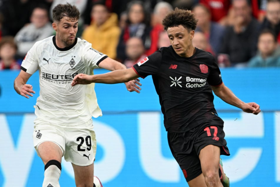 Bayer-Leverkusen-Profi Eliesse Ben Seghir (20) fällt mit einer Sprunggelenksverletzung wochenlang aus.