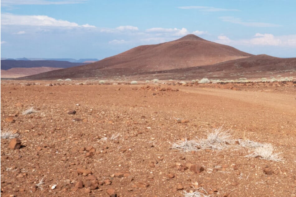 Tragödie in Wüste: Deutsche sterben in Afrika bei Flugzeugabsturz