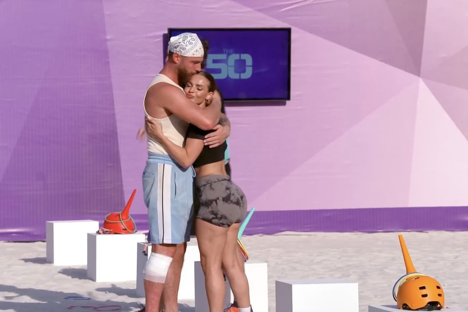 Zumindest mit seiner Ex Jeje (29) scheint es gut zu laufen.