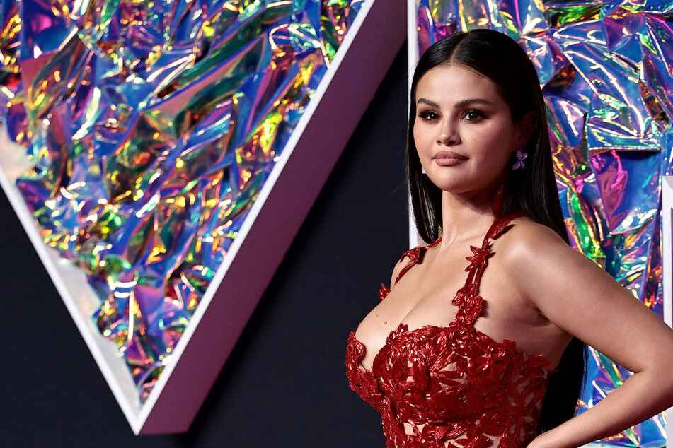 Selena Gomez's new TV show reveals first look and confirms release date!